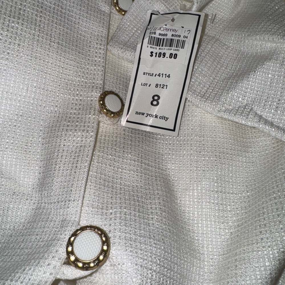 NWT Elegant Cream Blazer with Button Details NWT - image 6